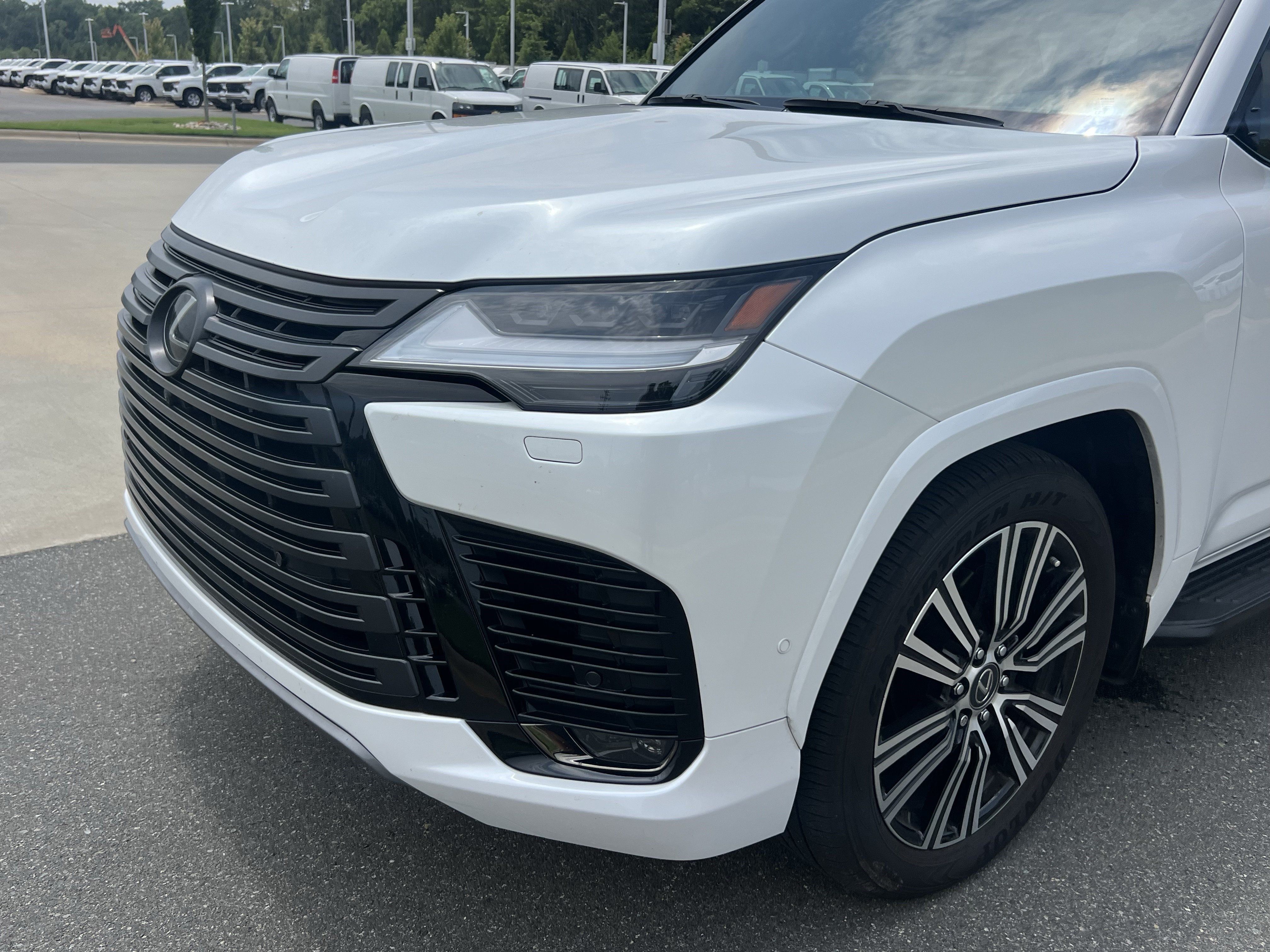 Certified 2025 Lexus LX 700h Luxury w/ Appearance Package AWD/4WD image 11