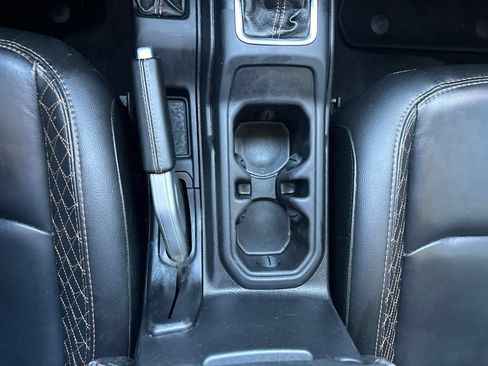 Used 2021 Jeep Wrangler Unlimited Sahara AWD/4WD image 7