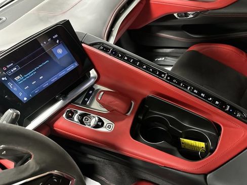 Used 2024 Chevrolet Corvette Stingray Premium Conv w/ 3LT RWD image 13