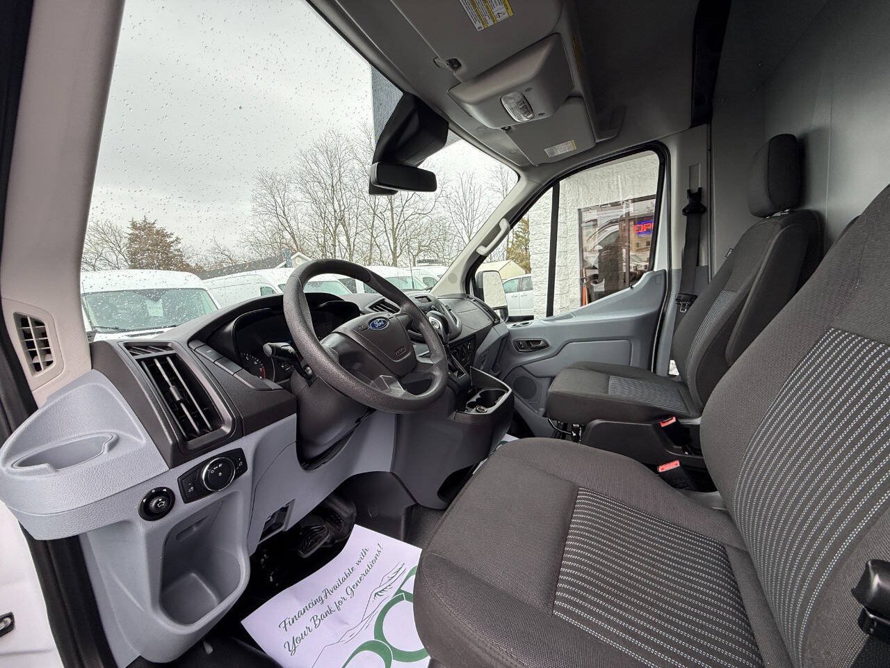 Used 2019 Ford Transit 250 148 Medium Roof RWD image 5