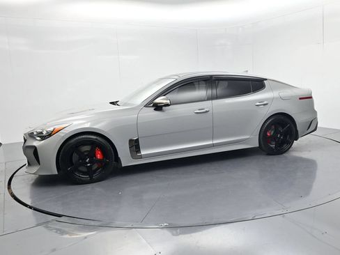 Used 2019 Kia Stinger GT2 AWD/4WD image 4