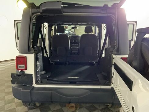 Used 2016 Jeep Wrangler Unlimited Sport w/ Quick Order Package 24S AWD/4WD image 35