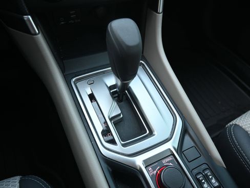 Used 2022 Subaru Forester Premium image 17