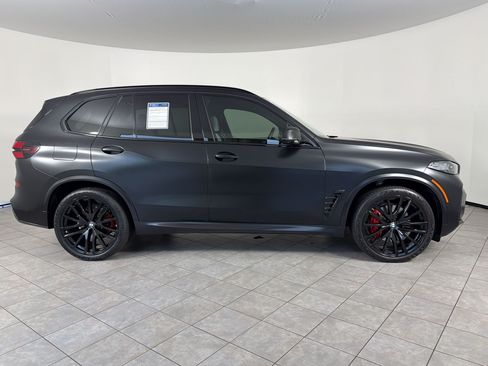Used 2024 BMW X5 xDrive40i w/ M Sport Package AWD/4WD image 8