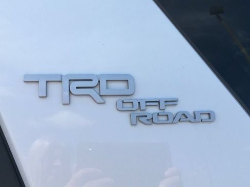 Used 2020 Toyota 4Runner TRD Off-Road w/ Wilderness Package AWD/4WD image 4