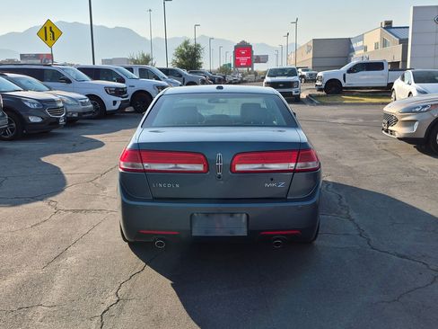Used 2012 Lincoln MKZ FWD image 7