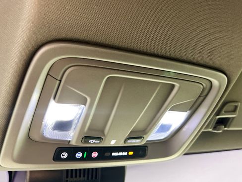 Used 2024 Chevrolet Silverado 1500 Custom image 22