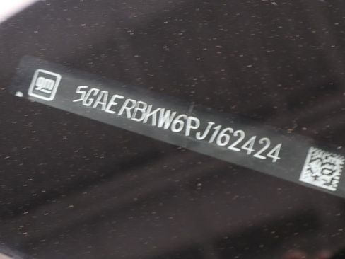 Used 2023 Buick Enclave Essence FWD image 33