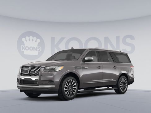 Used 2023 Lincoln Navigator L Black Label AWD/4WD image 1