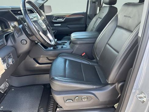 Used 2025 GMC Sierra 1500 Denali w/ Denali Reserve Package AWD/4WD image 10
