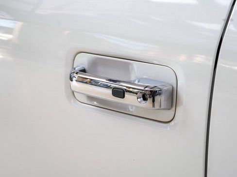 Used 2022 Ford F250 Platinum w/ FX4 Off-Road Package image 39