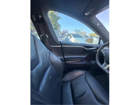 Used 2015 Tesla Model S P90D image 31