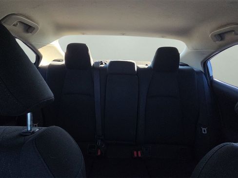 Used 2021 Toyota Corolla LE image 15