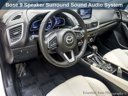 Used 2018 MAZDA MAZDA3 Grand Touring image 10