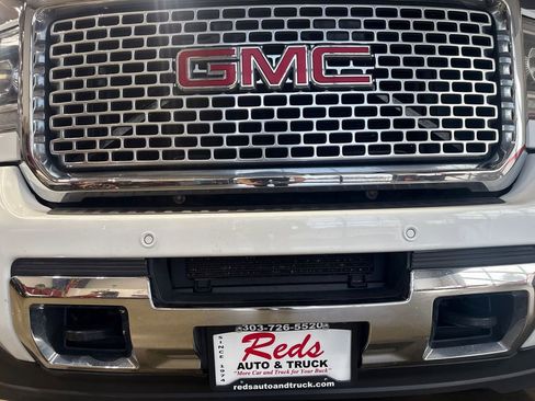 Used 2017 GMC Sierra 3500 Denali image 57