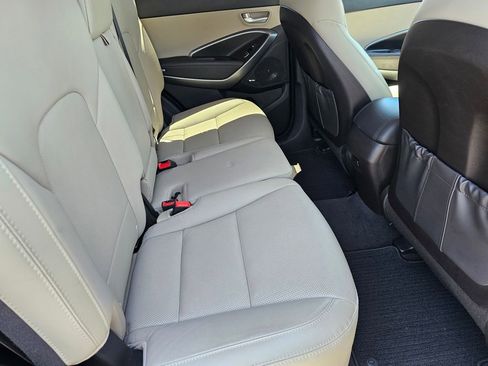 Used 2018 Hyundai Santa Fe Sport FWD image 15