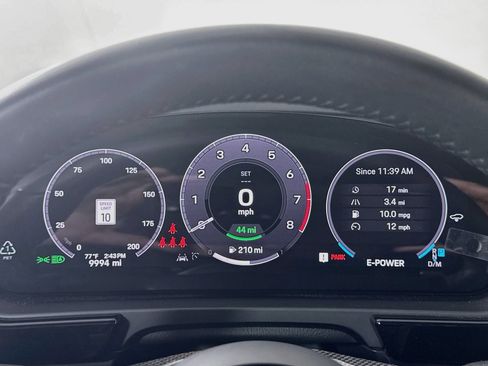 Certified 2024 Porsche Cayenne S AWD/4WD image 16