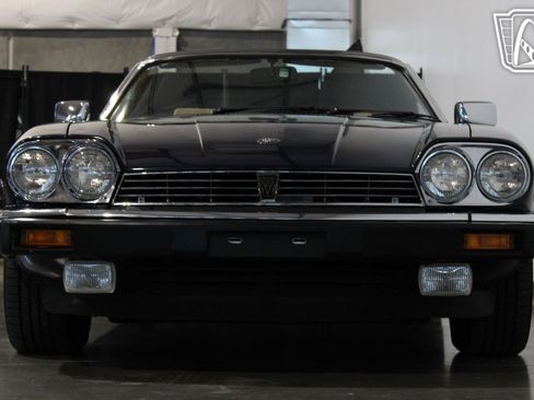 Used 1988 Jaguar XJS Convertible image 28