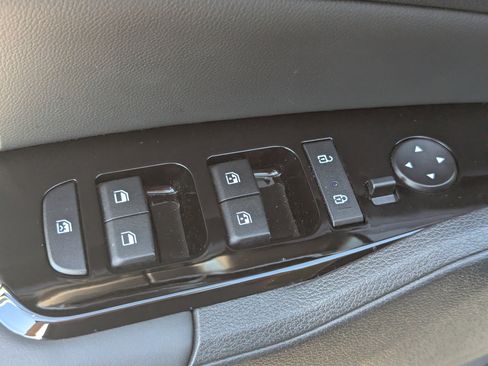 Certified 2025 Kia Sportage EX w/ Premium Package image 22