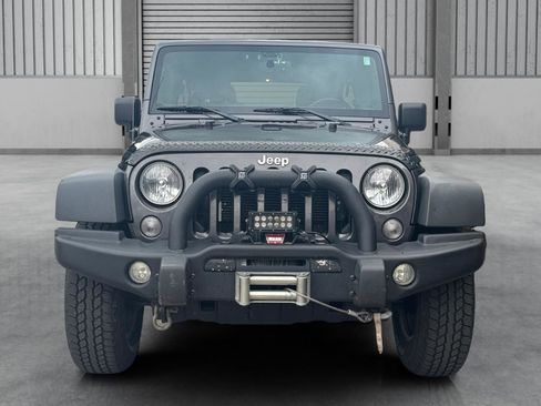 Used 2016 Jeep Wrangler Unlimited Sport w/ Connectivity Group image 9