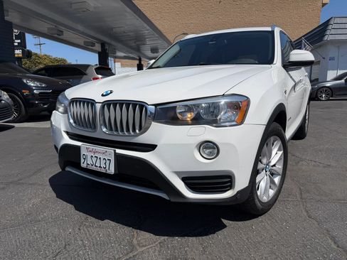 Used 2016 BMW X3 xDrive28i AWD/4WD image 3