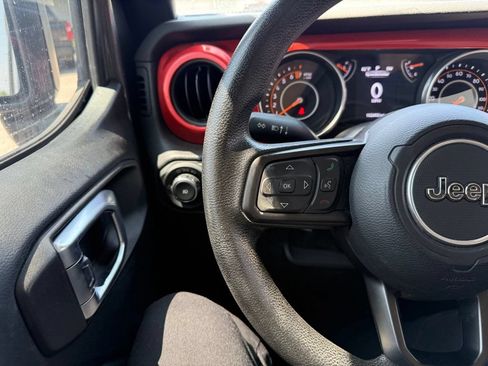 Used 2023 Jeep Wrangler Unlimited Sport AWD/4WD image 7