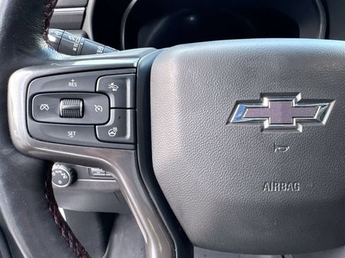 Used 2022 Chevrolet Suburban RST w/ Luxury Package AWD/4WD image 18