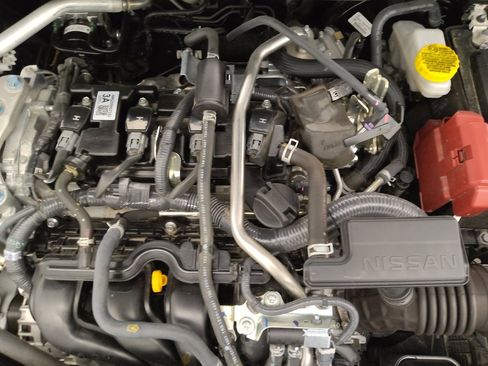 Used 2025 Nissan Sentra S image 30