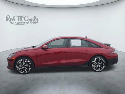 Used 2024 Hyundai Ioniq 6 SEL RWD image 2