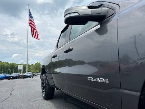 Used 2022 RAM 1500 Big Horn AWD/4WD image 6
