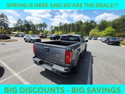 Used 2021 Chevrolet Colorado LT w/ Redline Special Edition image 12