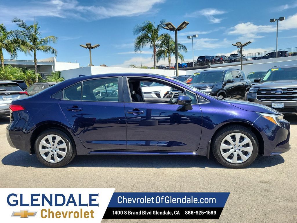 Used 2024 Toyota Corolla LE FWD image 10
