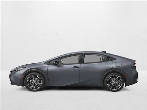 New 2027 Toyota Prius XLE FWD image 3