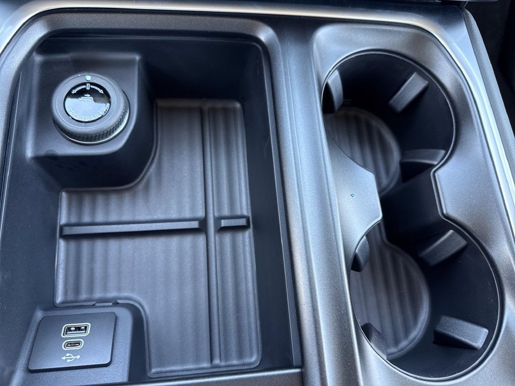 New 2027 Ford Expedition Max Active RWD image 31