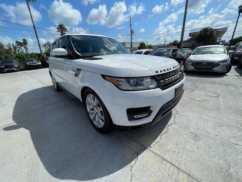 Used 2014 Land Rover Range Rover Sport HSE AWD/4WD image 4