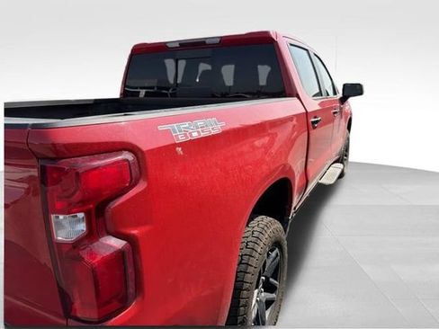 Used 2021 Chevrolet Silverado 1500 LT Trail Boss w/ Convenience Package II AWD/4WD image 8