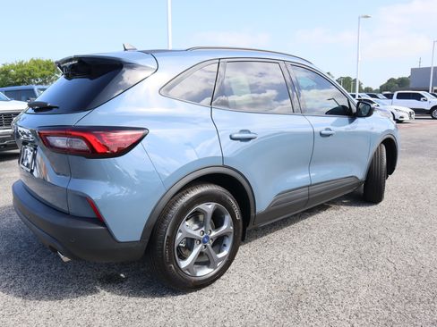 New 2025 Ford Escape ST-Line w/ Tech Pack #1 image 2