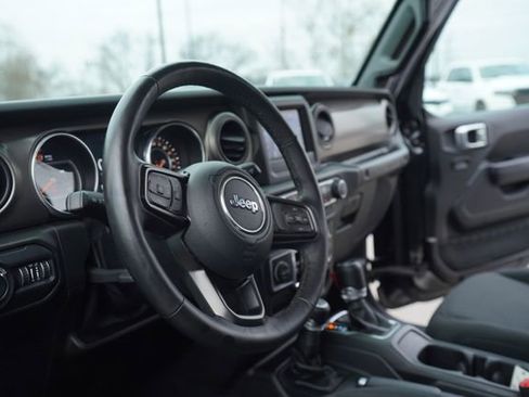 Used 2019 Jeep Wrangler Unlimited Sport S image 27