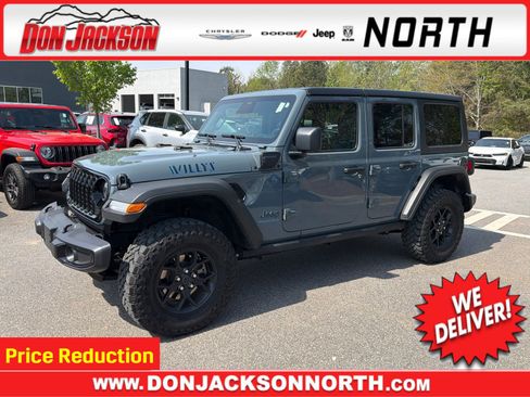 Used 2025 Jeep Wrangler Willys AWD/4WD image 1