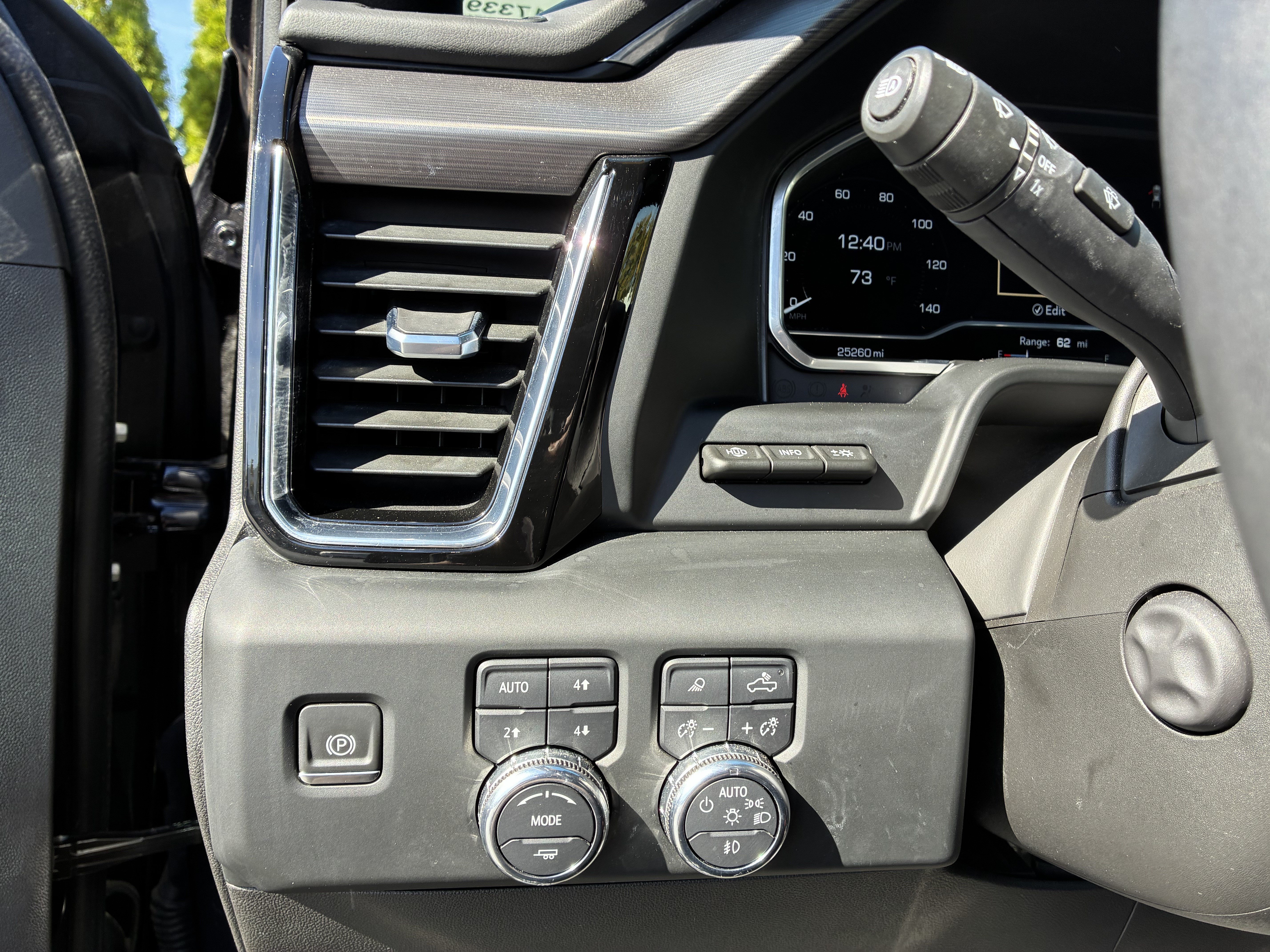 Used 2023 GMC Sierra 1500 Denali Ultimate AWD/4WD image 28