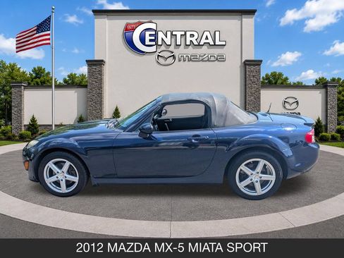 Used 2012 MAZDA MX-5 Miata Sport w/ Convenience Pkg RWD image 5