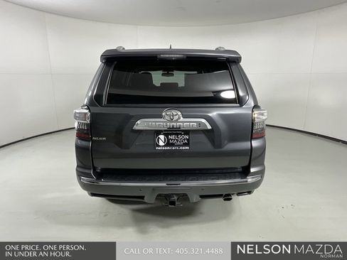 Used 2015 Toyota 4Runner Limited image 9