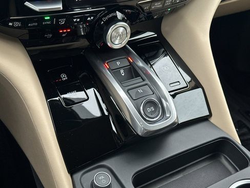Used 2025 Acura MDX w/ Technology Package image 21