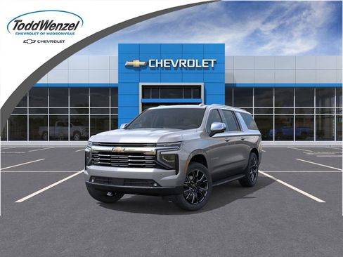 New 2025 Chevrolet Suburban Premier image 8