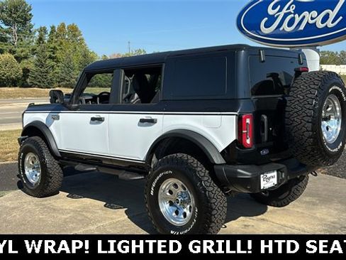 New 2025 Ford Bronco Badlands image 4