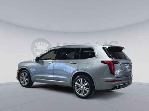 Used 2023 Cadillac XT6 Premium Luxury image 7
