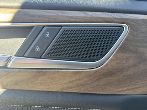 New 2026 Volkswagen Atlas SE image 25