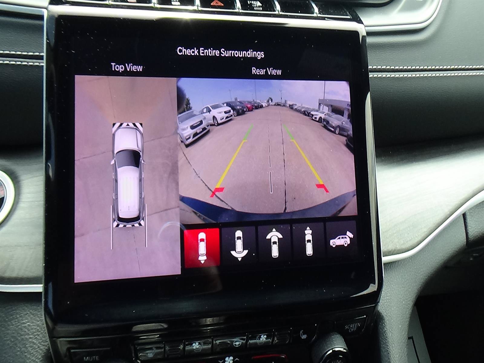 Certified 2025 Jeep Grand Cherokee L Limited w/ Luxury Tech Group II AWD/4WD image 34