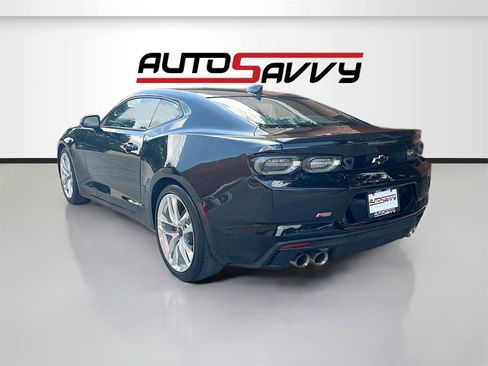 Used 2023 Chevrolet Camaro LT w/ RS Package image 5