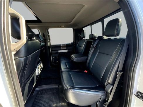 Used 2019 Ford F450 Lariat w/ Lariat Ultimate Package AWD/4WD image 23